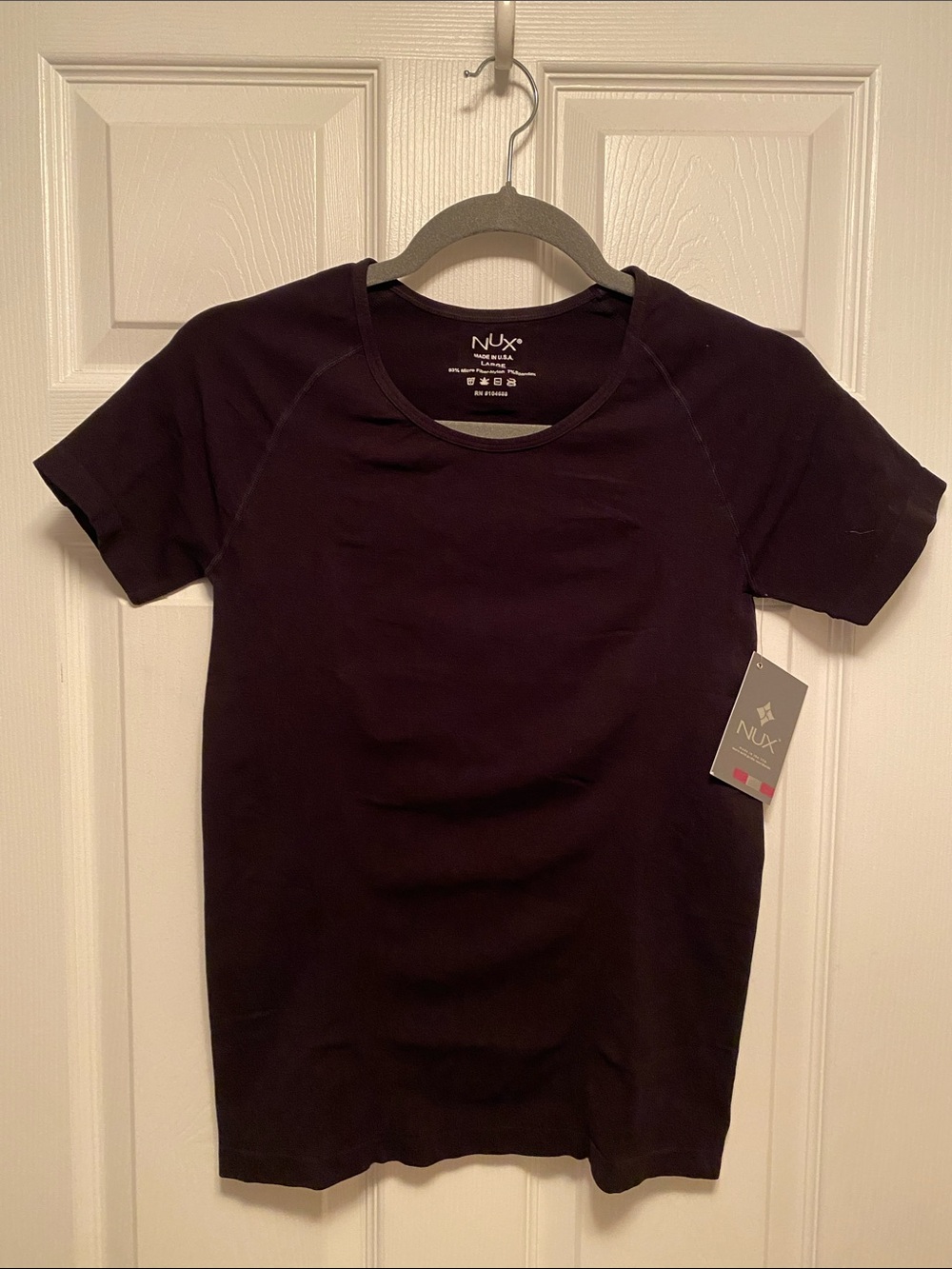 NUX Women’s Black Short Sleeve Focus Tee…size L